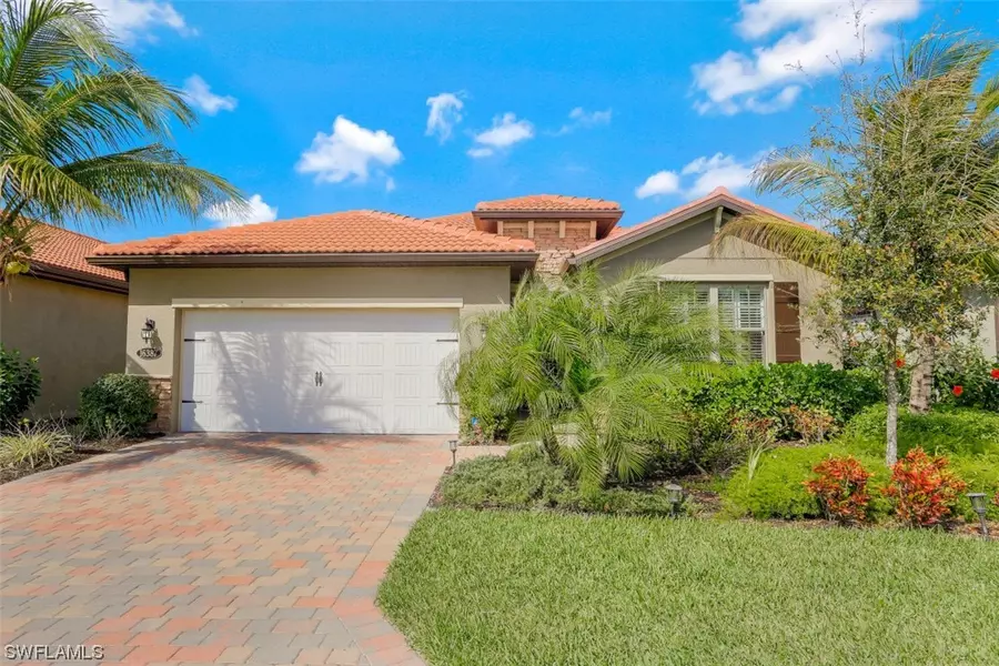 16387 Barclay CT, Naples, FL 34110