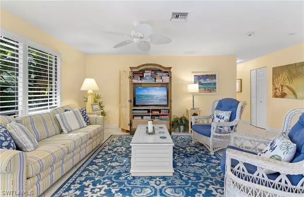 Sanibel, FL 33957,5117 Sea Bell RD #G104