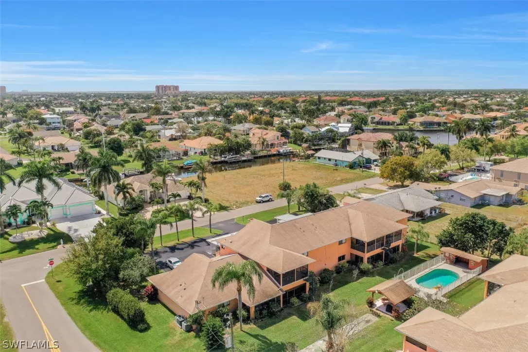 Cape Coral, FL 33914,1203 SW 48th TER #201