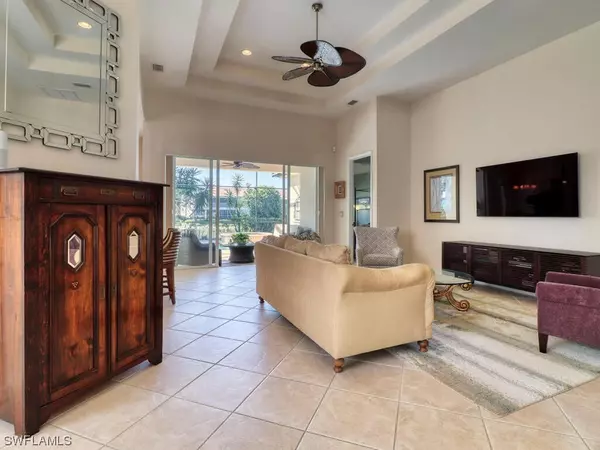 Naples, FL 34109,3124 Sundance CIR #1