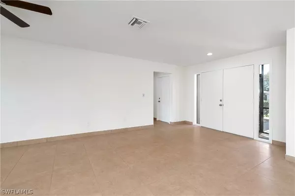 Cape Coral, FL 33904,4003 SE 1st CT