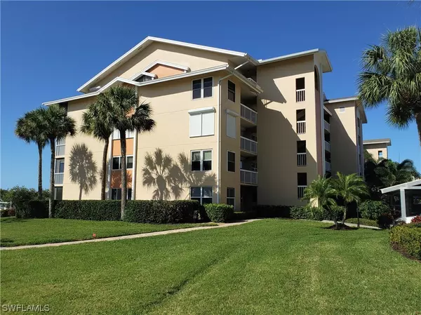 Naples, FL 34110,300 Horse Creek DR #205