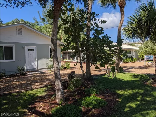 Sanibel, FL 33957,711 Donax ST