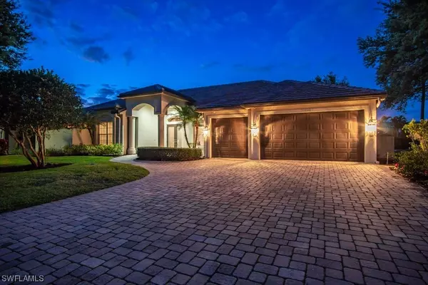 Naples, FL 34109,9949 Clear Lake CIR