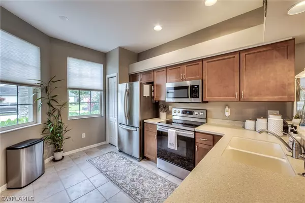 20829 Country Barn DR, Estero, FL 33928