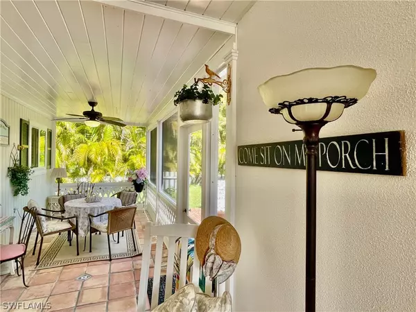 Sanibel, FL 33957,3009 Singing Wind DR