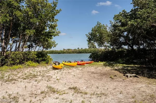 Captiva, FL 33924,11530 Paige CT