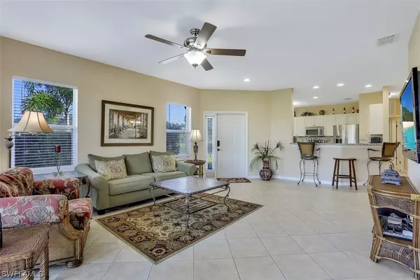 Bonita Springs, FL 34135,28120 Donnavid CT #104