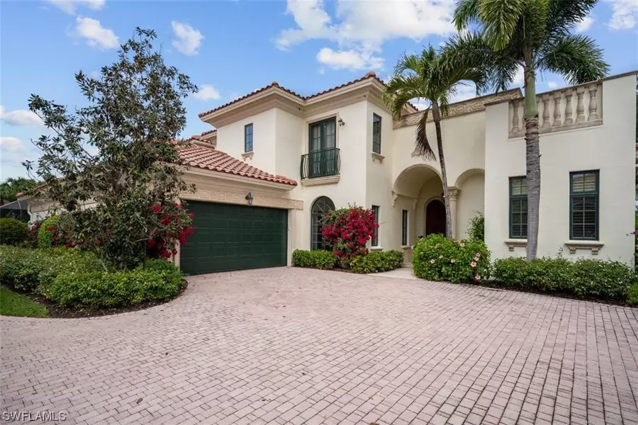 2535 Avila LN, Naples, FL 34105