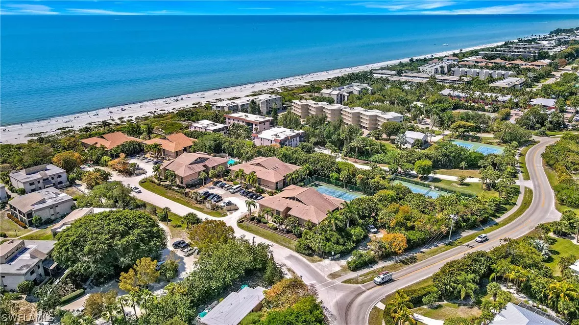 Sanibel, FL 33957,631 Nerita ST #5C