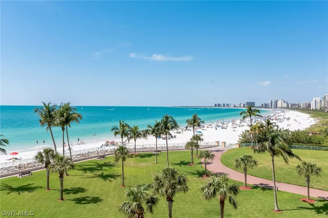 Marco Island, FL 34145,960 Cape Marco DR #402