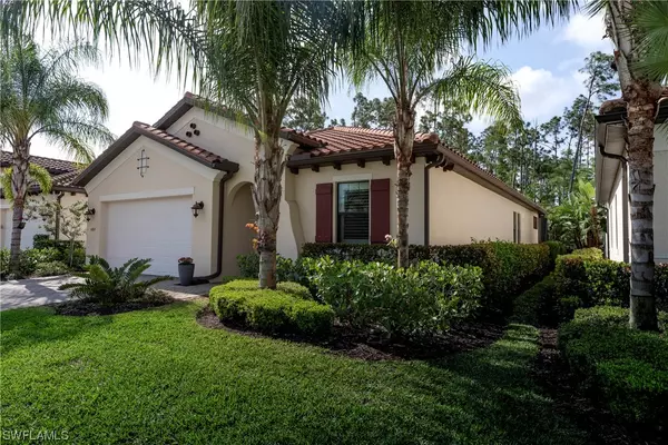 Naples, FL 34119,4363 Raffia Palm CIR