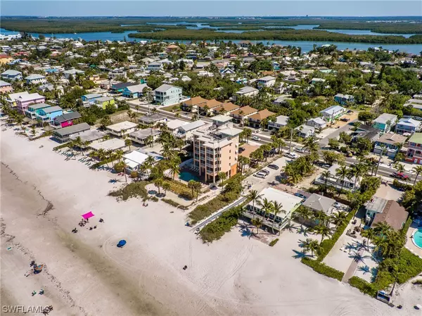Fort Myers Beach, FL 33931,5480 Estero BLVD #201