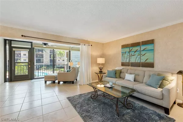 Naples, FL 34103,2900 Gulf Shore BLVD N #203