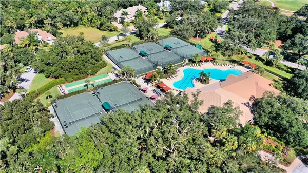 Fort Myers, FL 33905,3010 Meandering WAY #201