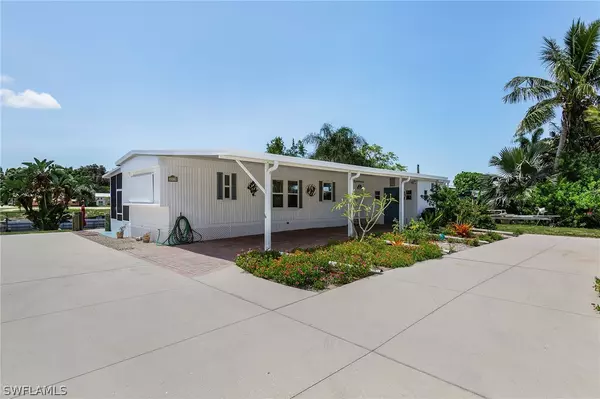 4919 Flamingo DR, St James City, FL 33956