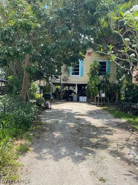 St James City, FL 33956,2942 York RD