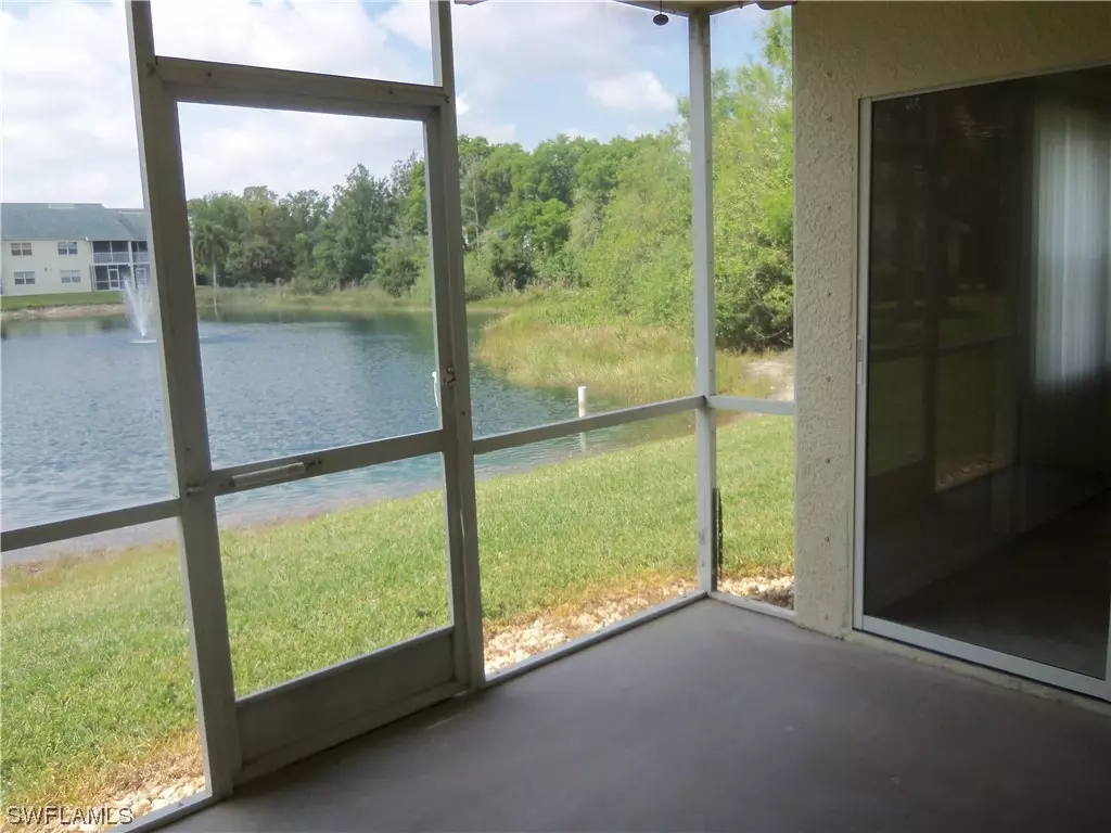 Naples, FL 34109,4940 Cougar CT S #5-102
