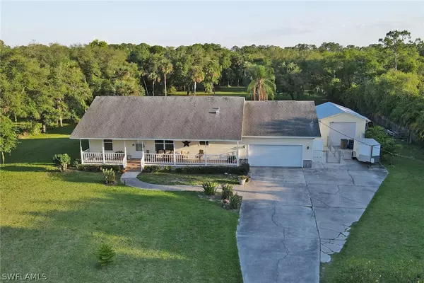 Alva, FL 33920,17200 Frank RD