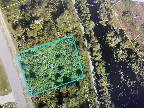 Lehigh Acres, FL 33974,607 Pelee AVE