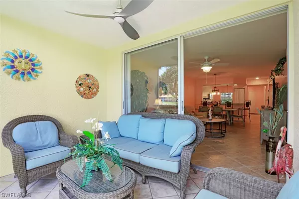Naples, FL 34109,2460 Old Groves RD #E-103