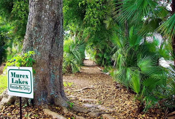 Sanibel, FL 33957,429 Lake Murex CIR