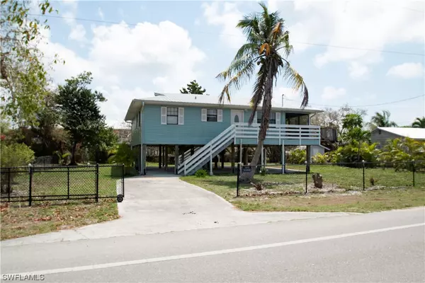 274 Smallwood DR, Chokoloskee, FL 34138