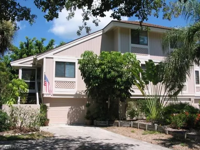 Sanibel, FL 33957,974 Greenwood CT S