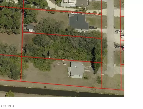 13 Clayton AVE, Lehigh Acres, FL 33936