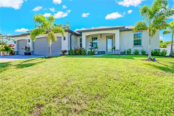 Bonita Springs, FL 34135,27413 Pinecrest LN