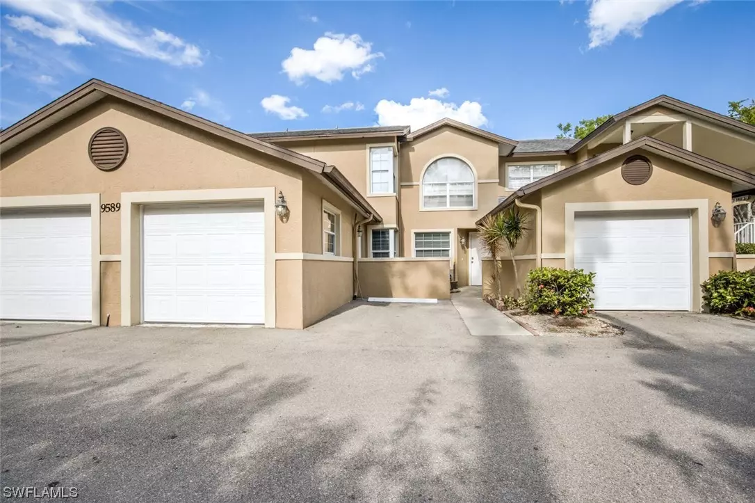 Naples, FL 34109,9589 Crescent Garden DR #C-102