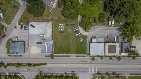 Fort Myers, FL 33905,4423 Palm Beach BLVD