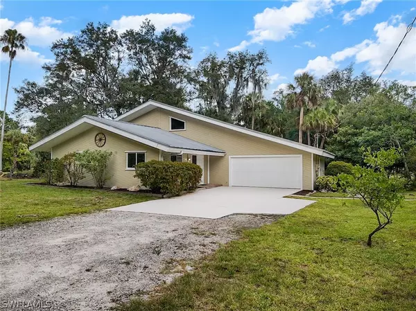 Fort Myers, FL 33905,4613 Orange River Loop RD