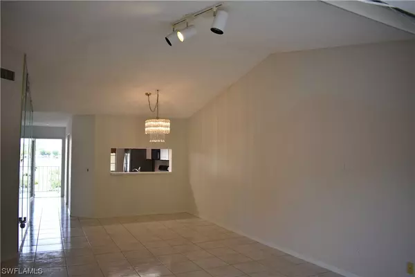 Naples, FL 34109,7725 Jewel LN #202
