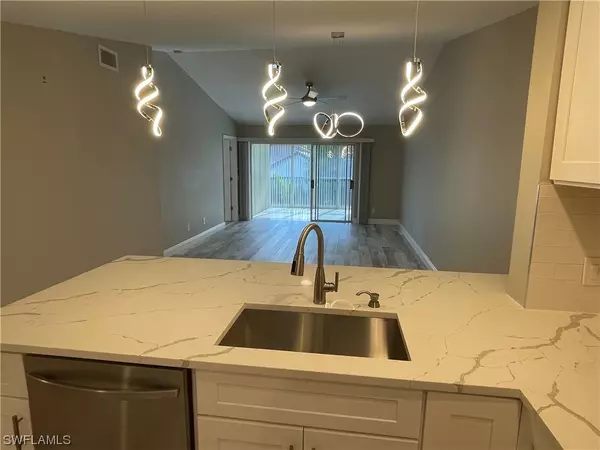 Naples, FL 34109,7743 JEWEL LN #205