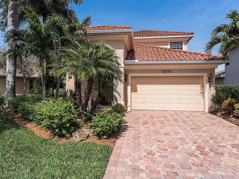 12754 Aviano DR, Naples, FL 34105