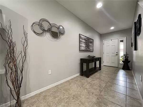 Fort Myers, FL 33916,3863 Tibor CIR