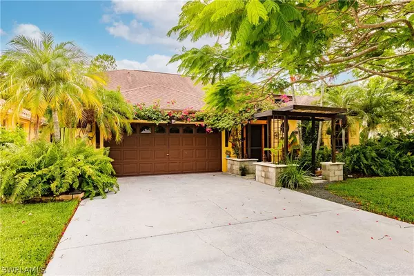 Naples, FL 34104,6608 Cutty Sark LN