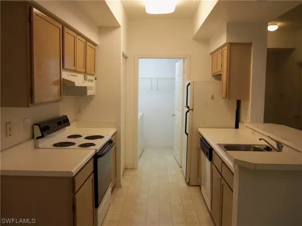 Naples, FL 34109,4645 Saint Croix LN #1325