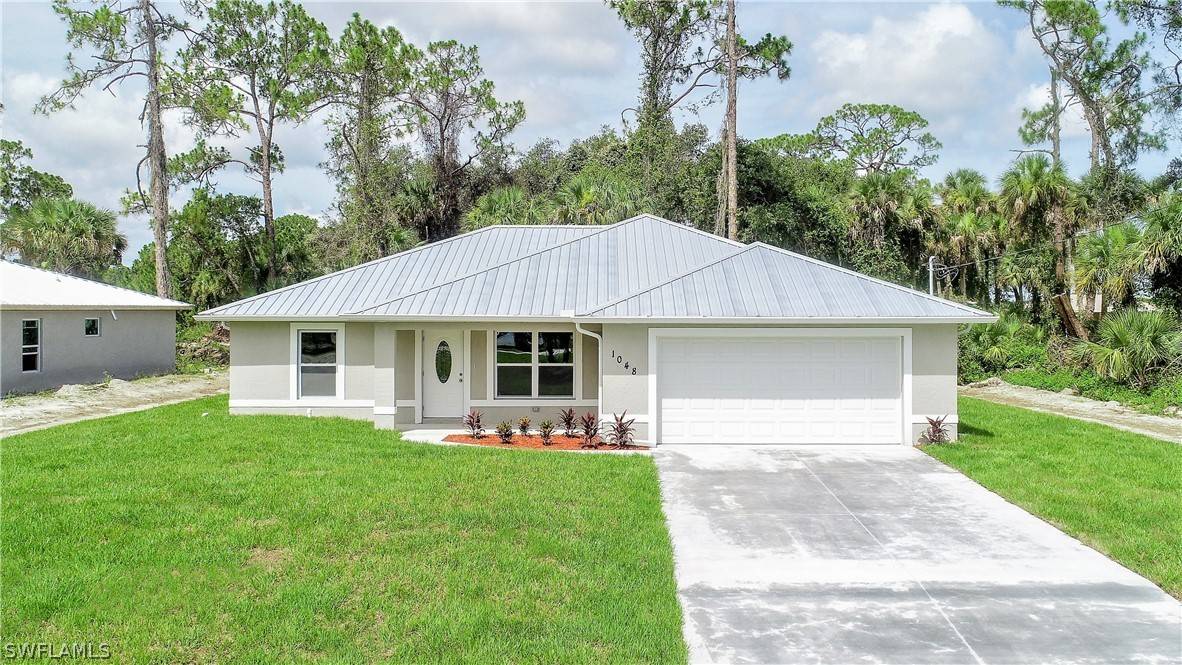 1048 Arrow CIR, Labelle, FL 33935