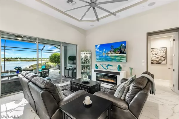 Naples, FL 34114,8916 Mustique LN