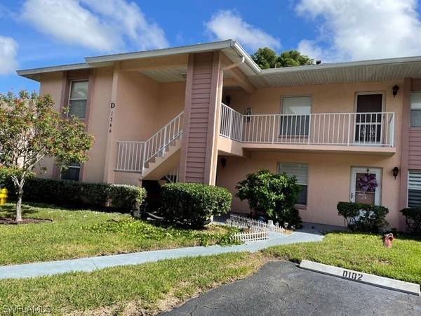 1344 Derbyshire CT #D-103, Naples, FL 34116