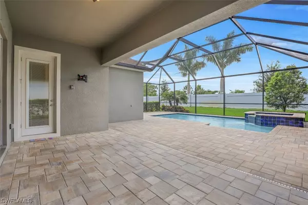 Naples, FL 34120,3276 Pilot CIR