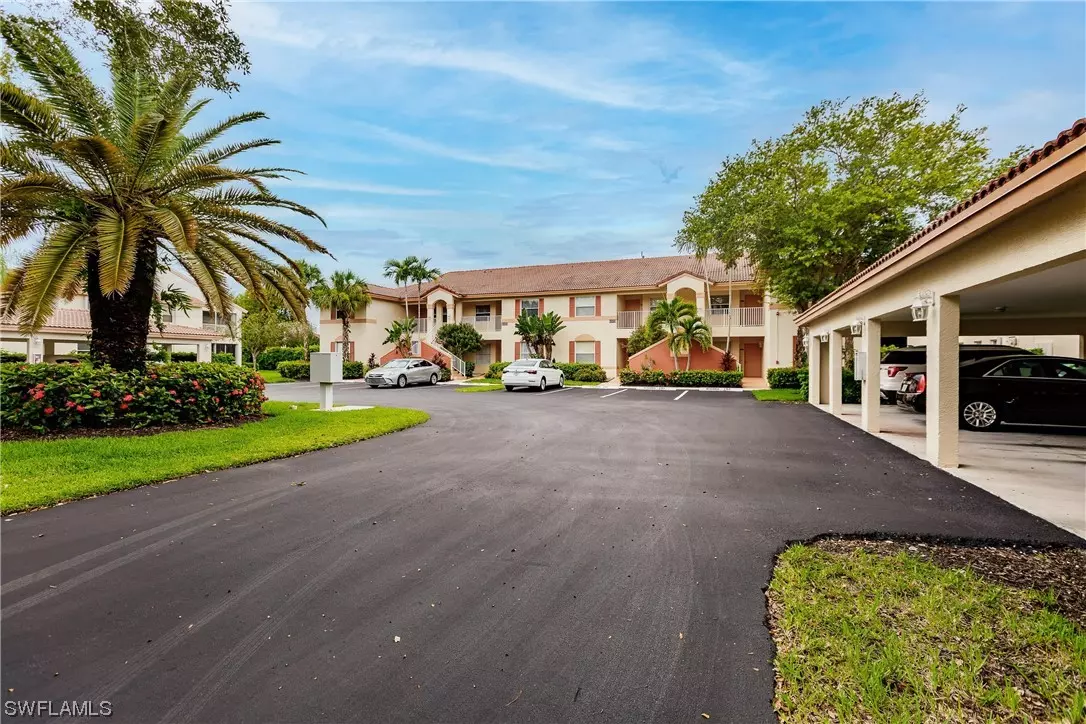 Naples, FL 34119,6605 Huntington Lakes CIR #101