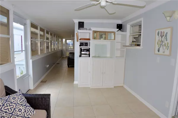 Fort Myers Beach, FL 33931,30 Emily LN