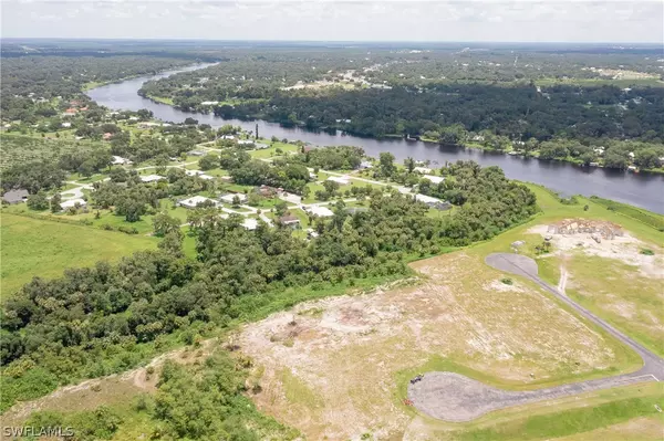 Labelle, FL 33935,2558 Creekside CT