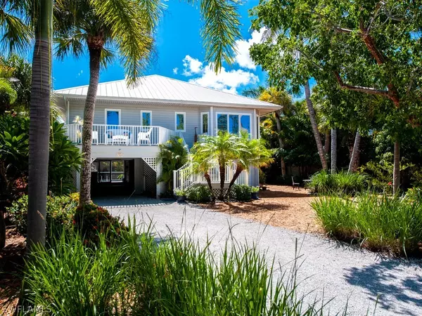 1360 Jamaica DR, Sanibel, FL 33957