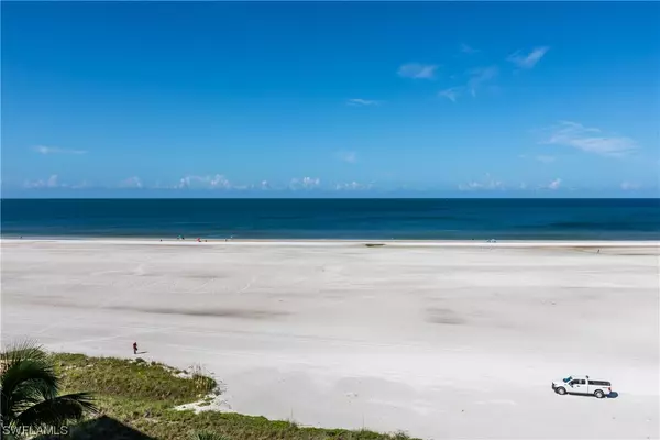 Marco Island, FL 34145,180 Seaview CT #813