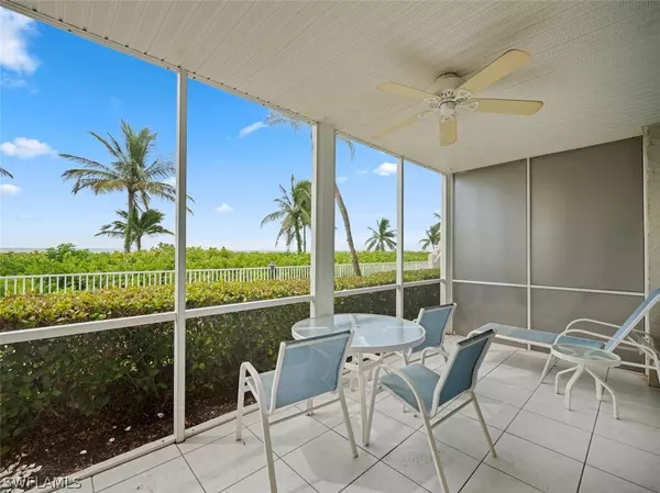 Sanibel, FL 33957,827 E Gulf DR #E3