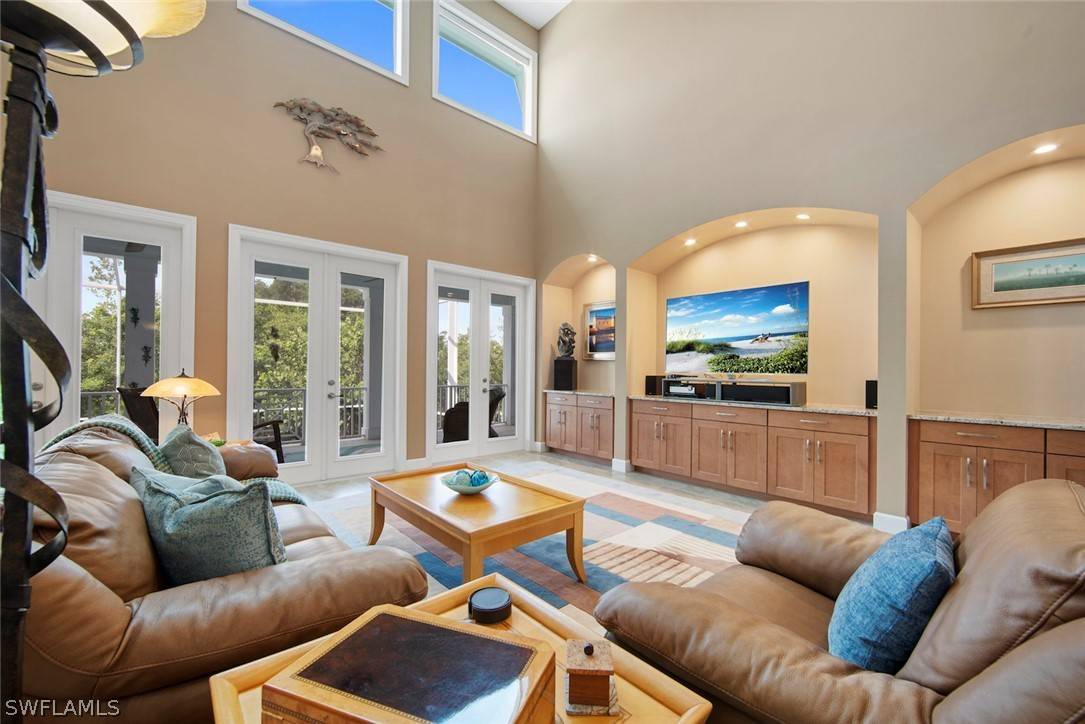 Sanibel, FL 33957,2475 Tropical Way CT